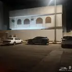 عمارة سكنية للبيعفي مخطط العنزي تتكون من شقتين مساحة 400 متر