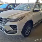 تويوتا فورشنر الفئه VX3 فل كامل بنزين 6 سلندر الموديل 2025