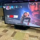 شاشة من ماركة LG نظيفة