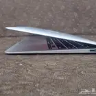 ماك بوك نظيف بدون مشاكل