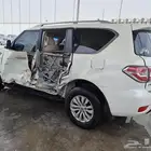 نيسان باترول 2012 مصدوم وجهيه وجنب يسار عدد الملاك 3 ممشى 11