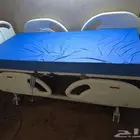 سرير طبي كهربائي للبيع فرشه