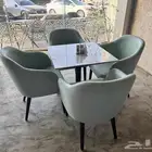 كراسي تبع كوفي للبيع مع طاولات 35 كرسي و 25 طاولة