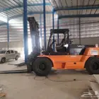 رافعات شوكية للايجار