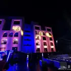 افتتاح المحلات