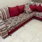 طقم كنب زاوية بحالة جيدة300 ريال