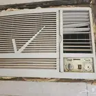 عندي 4 مكيفات للبيع نظيف