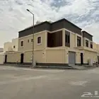 فله للإيجار جديده وراقيه على زوايه حي النهضه