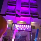 افتتاح المحلات وتأجير البلونات والشاشات
