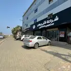 محل للإيجار مقابل الراشد مول