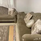 للبيع طقم كنب مستخدم نظيف