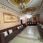 كنب نضيف وا مغسله وا ابواب نضيفه