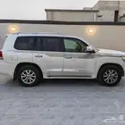 لاند كروزر 2016مالك اول