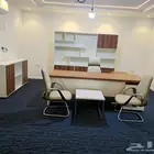 اثاث مكتبي فاخر للشركات بتصميم عصري وجوده عالية