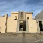للبيع فيلا مع شقة مساحة 504 بحي العارض