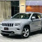 جيب شروكي 2015 اوفرلاند V8 (بحالة ممتازة)