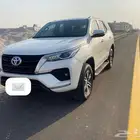 فورتشنر 2022 6 سلندر بنزين Toyota Fortuner