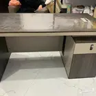 طاوله مكتب