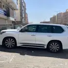 جيب لكزس للبيع لون الداخليه احمر  العداد 217