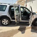 فورد اكسبلور موديل 2004