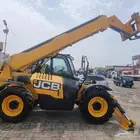 رافعة تيليسكوب jcb موديل 2016 و ارتفاع 14 متر مستوردة للبيع