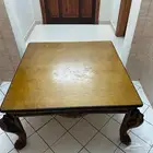 طاوله مربعه كبيره ب 100 ريال خشب اصلي