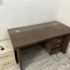 طاولة مكتبية للبيع
