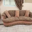 كنب مع الستارة