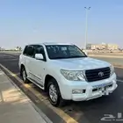 لاندكروزر 2011