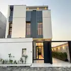 فيلا مع شقة في حي الرمال