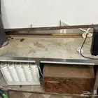 رف حديد ومغسله حديد كلها جديده