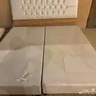 سرير للبيع