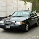 فورد كراون فكتوريا سعودي مخزن في قمه النظافه