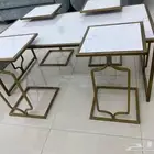 عرض لكم طاولات ثنتين كبار وثمانية صغار الطاولات جيدة ونظيف