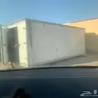 ثلاجة للبيع
