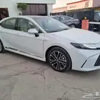تويوتا كامري LE هايبرد 2025