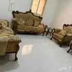 كنب للبيع مع طاولات