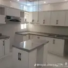 مطابخ ولا خزاين