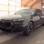 بي ام دبليو 740i شبه اصفار ام كت 2025 داخل جملي