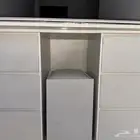 طاولة تسريحة