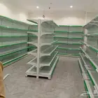 رفوف سوبر ماركت