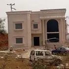 ديكورات خارجيه سمنت ابيض وبطح اريض