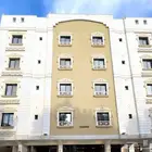 شقة 5 غرف وصالة ومطبخ للايجار