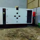 بيع  وايجار المولدات الكهربائية الحديثة والتورلايت