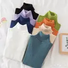 كنزة نسائية انيقة برقبة عالية