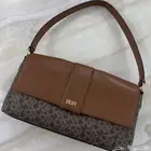 شنطه دكني سعر الشراء 1250 نظيفه وشبة جديده سعر البيع 200