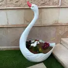 يوجد مركن زرع بشكل جديد وجميل بطة