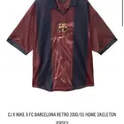 برشلونة   ترافيس سكوت ريترو 2000-01 مقاس 2XL جديد مغلق.
