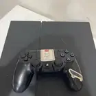 سوني 4 نضيف بس مايقبل اشرطه مع اليد والسلك حق السوني