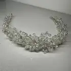 مسكة توليب ابيض واكسسوار شعر جديد
